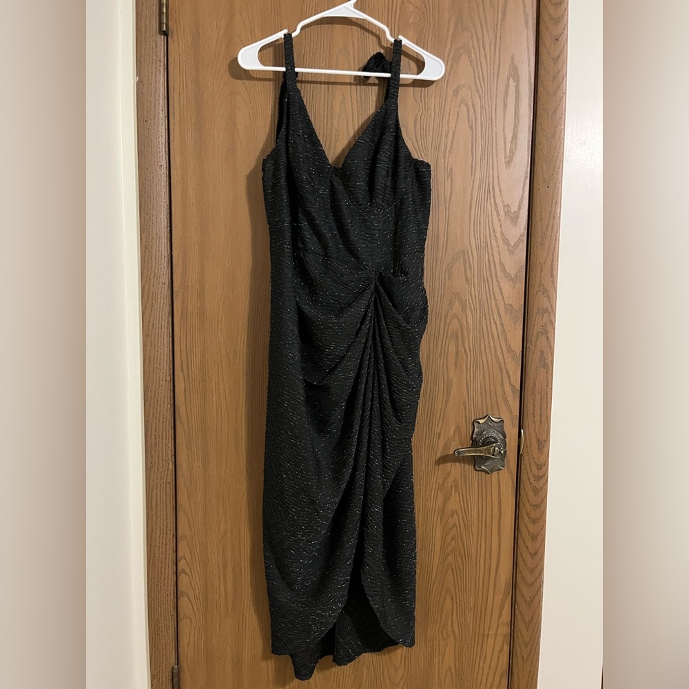 *NWOT* Elegant Black Ruched Women's Dress